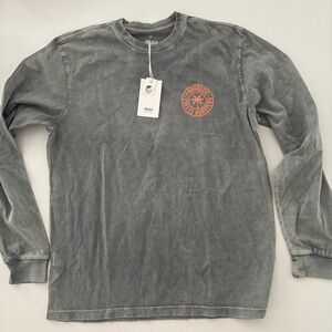 KATIN Paradeco Coffee Roasters Saint Petersburg Long Sleeve Tee Size Medium New